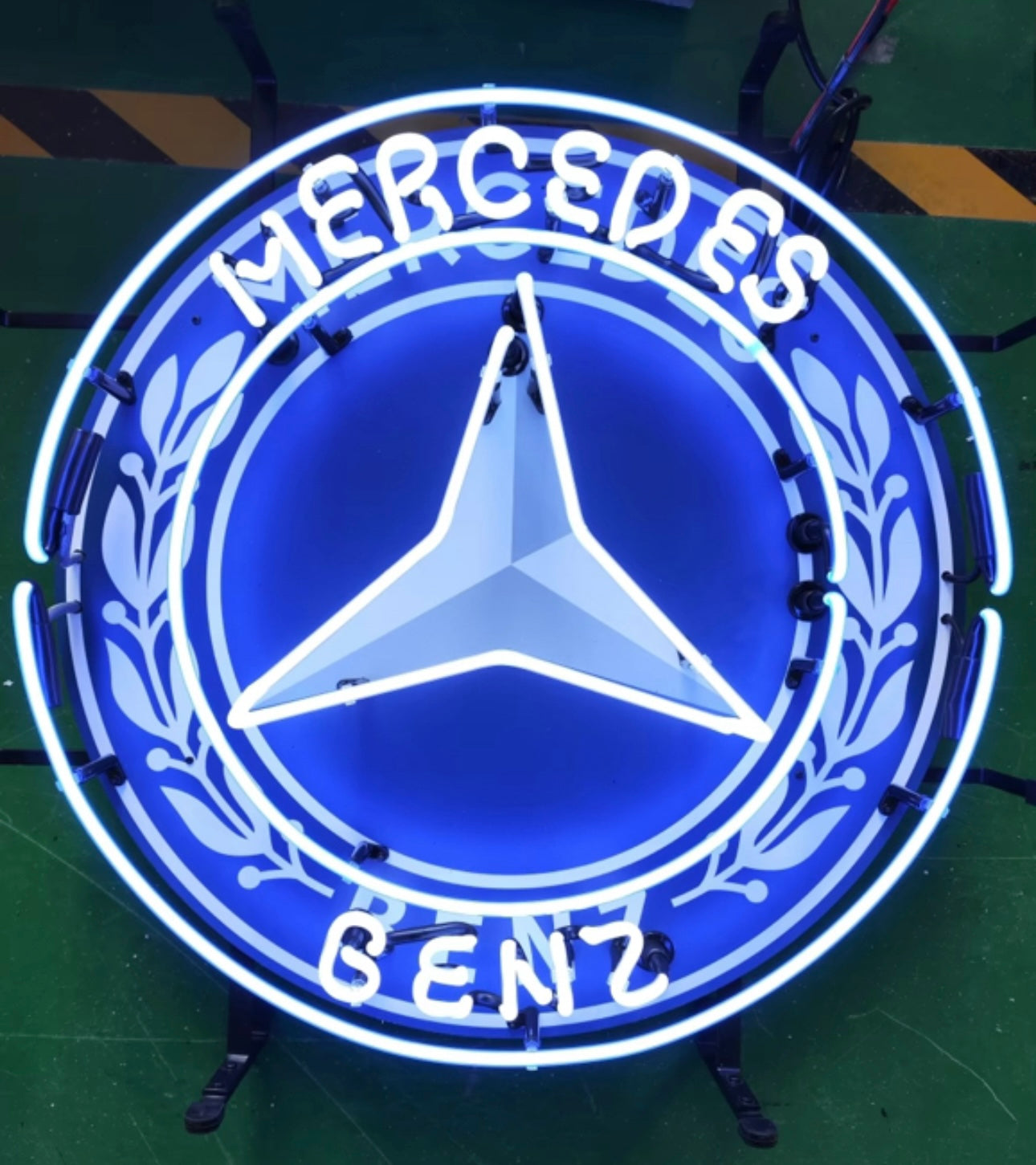 Mercedes Benz Neon Sign #N124