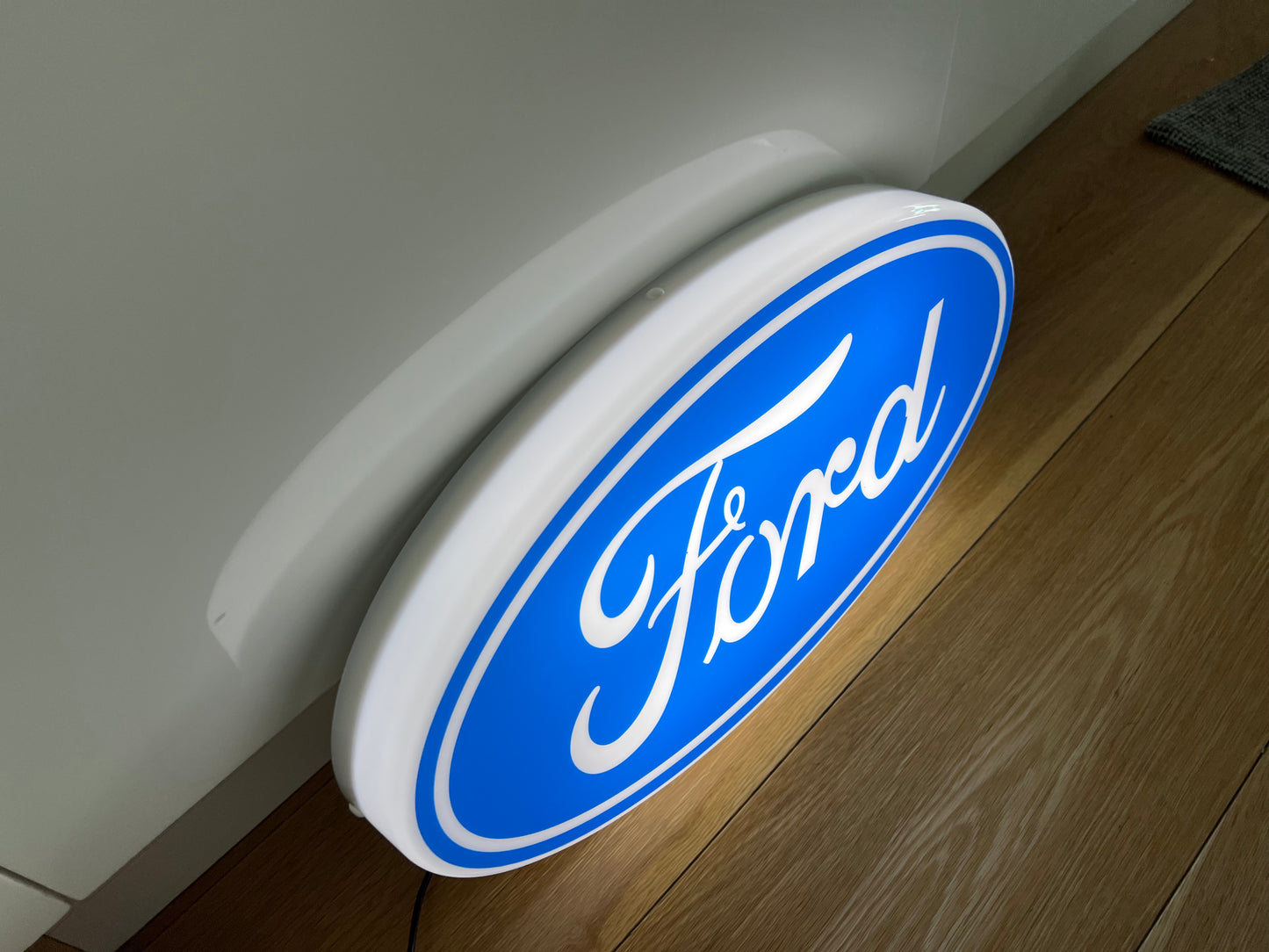 Ford Illuminated Logo Sign #B33