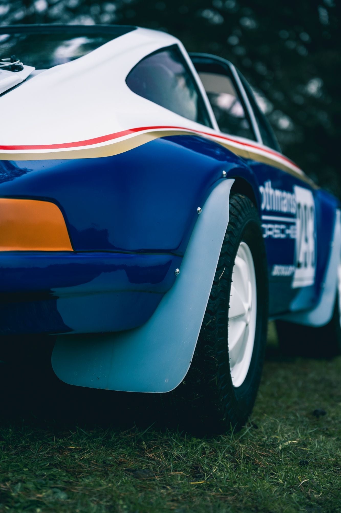 Porsche 911 Dakar 400cc Junior Car #J2