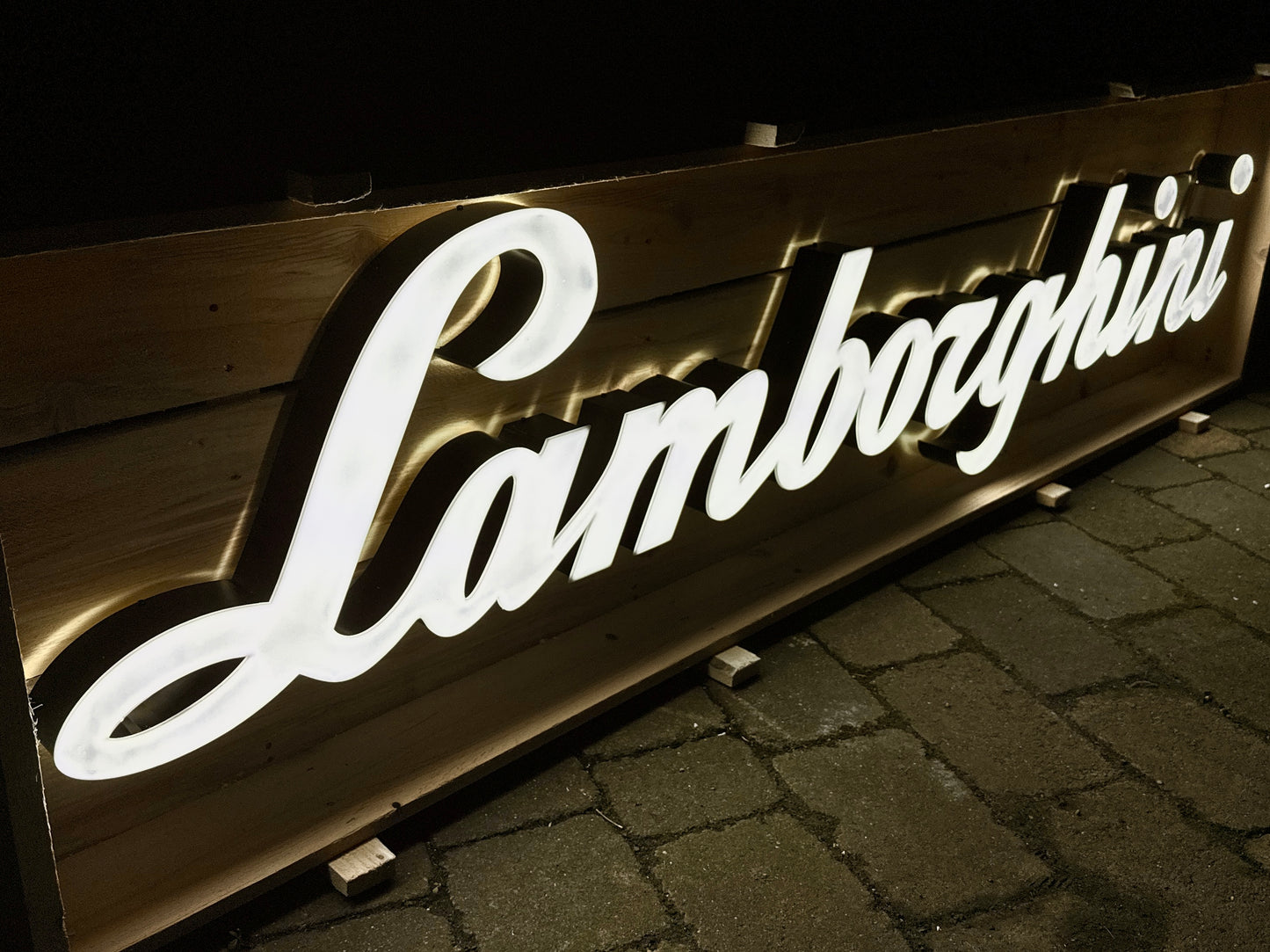 Lamborghini Dealership Illuminated Sign #D10
