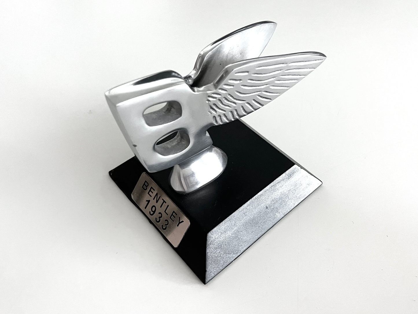 Bentley 1933 Flying Spur Metal Sculpture #S2