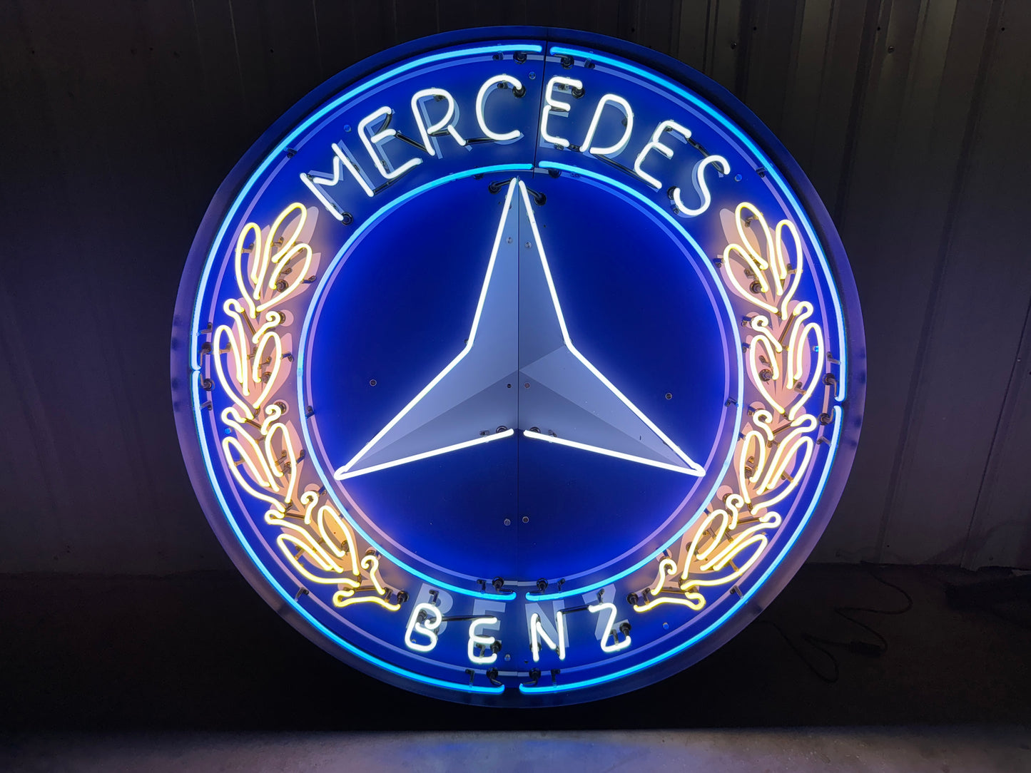 Mercedes Benz Neon Sign #N123