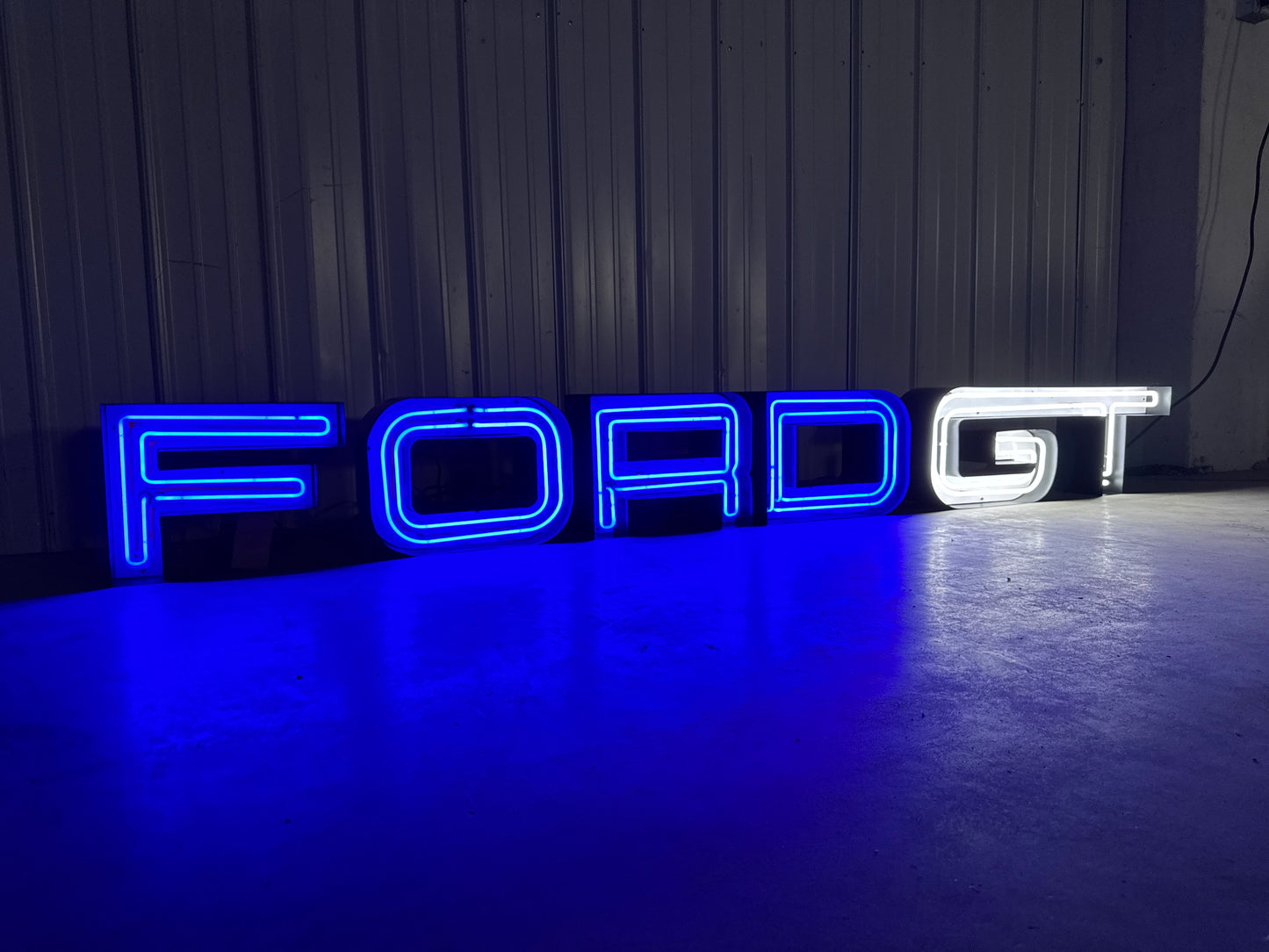Ford GT Neon Sign #N154