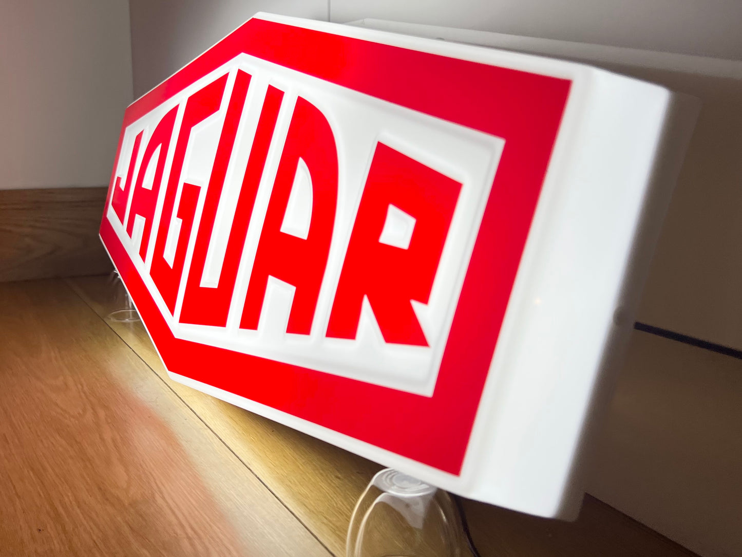 Jaguar Heritage Illuminated Logo Sign #B38