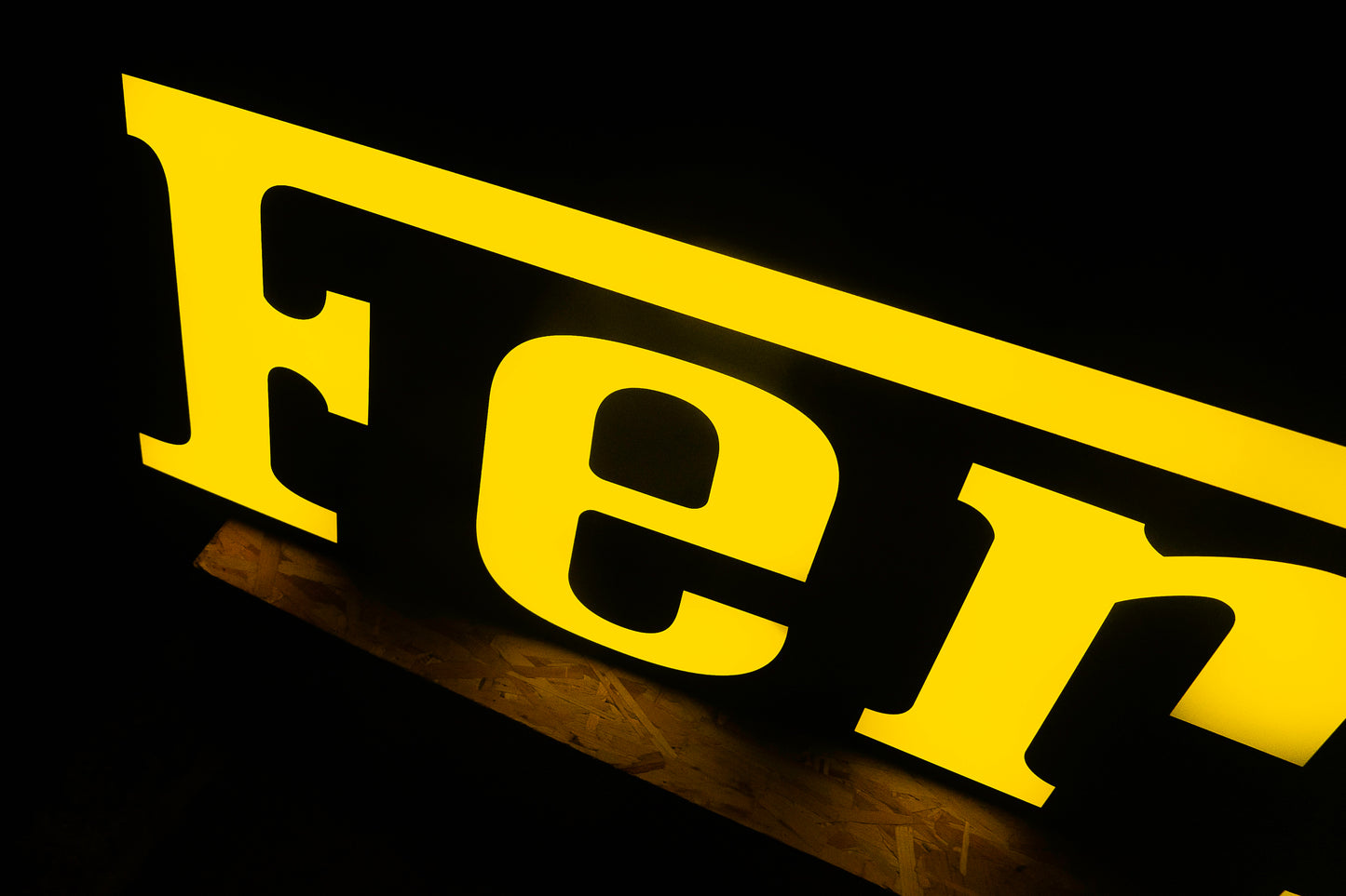 Ferrari Spellout Illuminated Logo Sign #D7