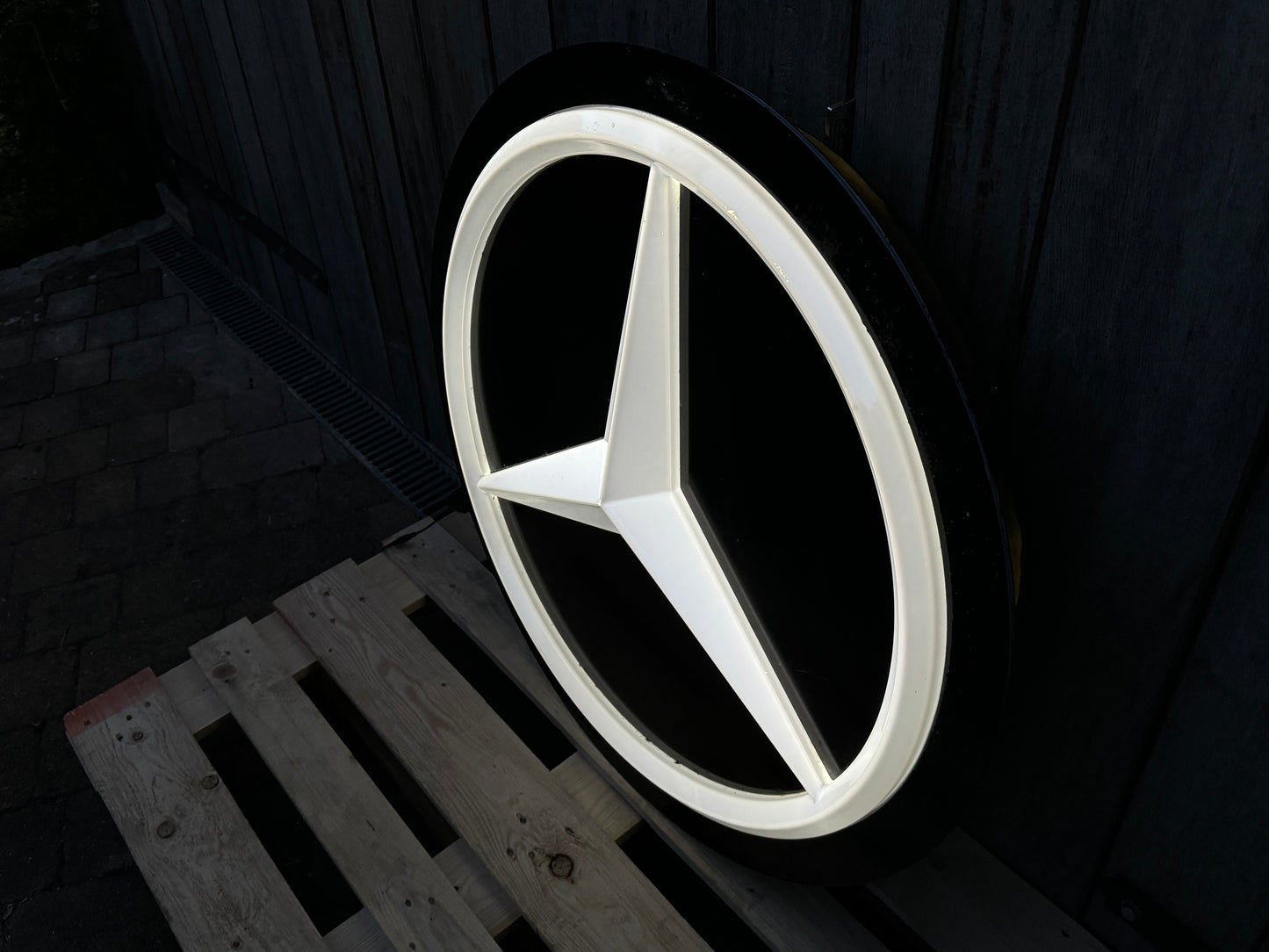 Mercedes Benz Dealership Vintage Round Illuminated Sign #D14