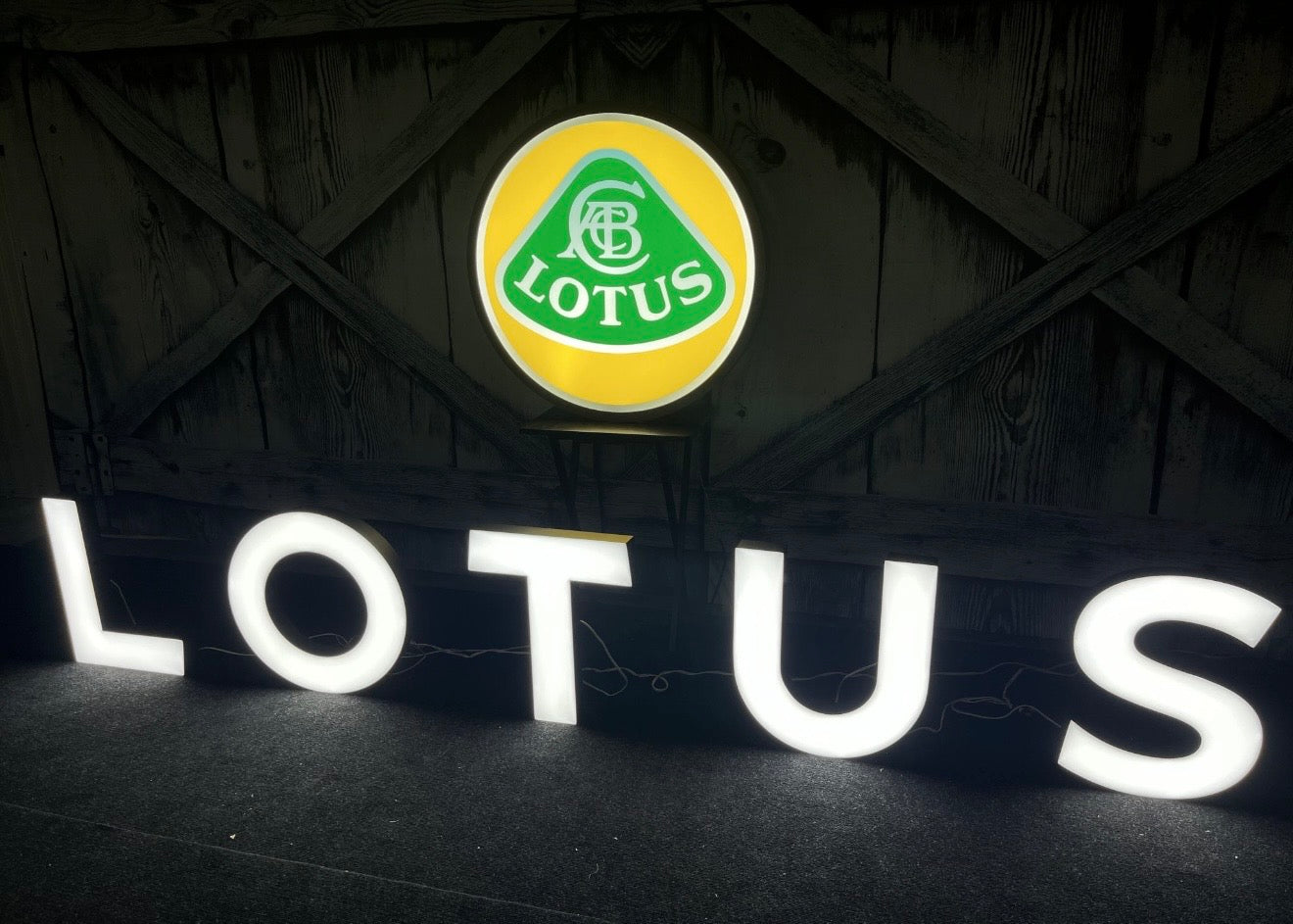 Lotus Illuminated Logo Sign #D51