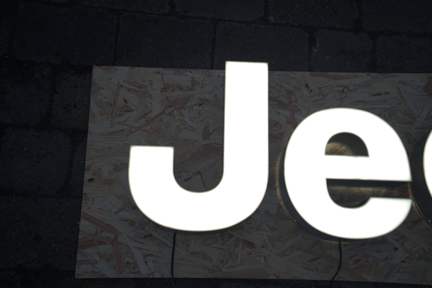 Jeep Dealership Illuminated Logo Sign #D47
