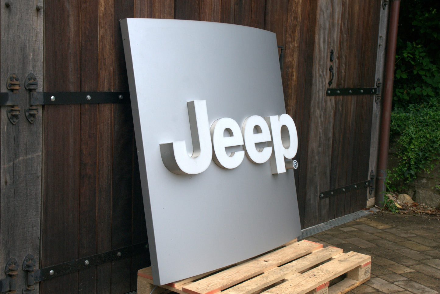 Jeep Dealership Illuminated Logo Sign #D48