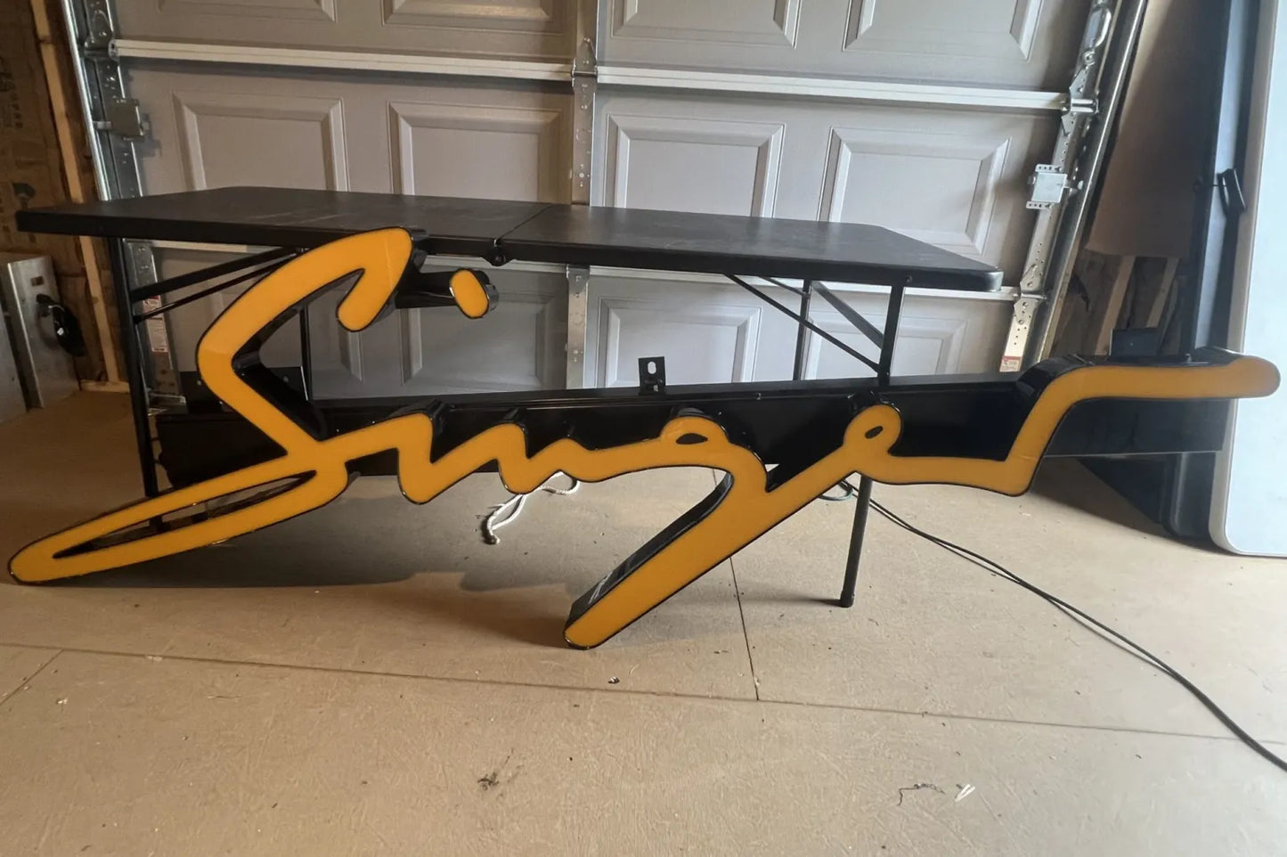 Singer Reimagined Porsche Illuminated Sign #D44