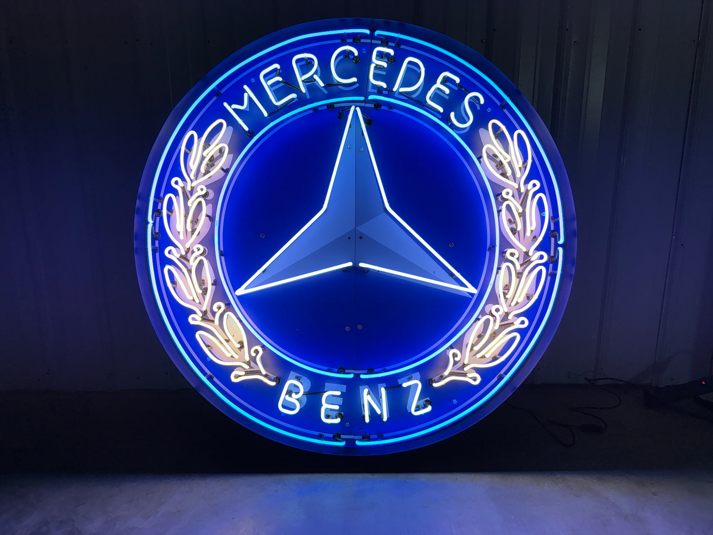 Mercedes Benz Neon Sign #N123