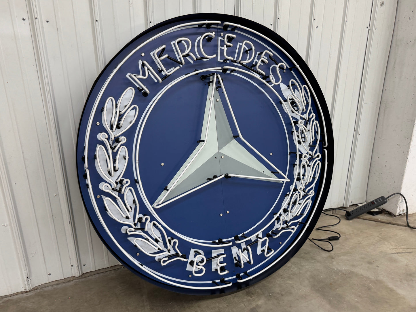 Mercedes Benz Neon Sign #N123