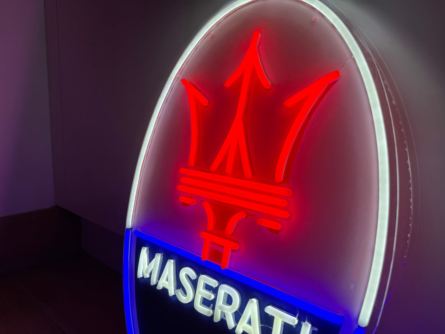 Maserati Neon Sign #N145