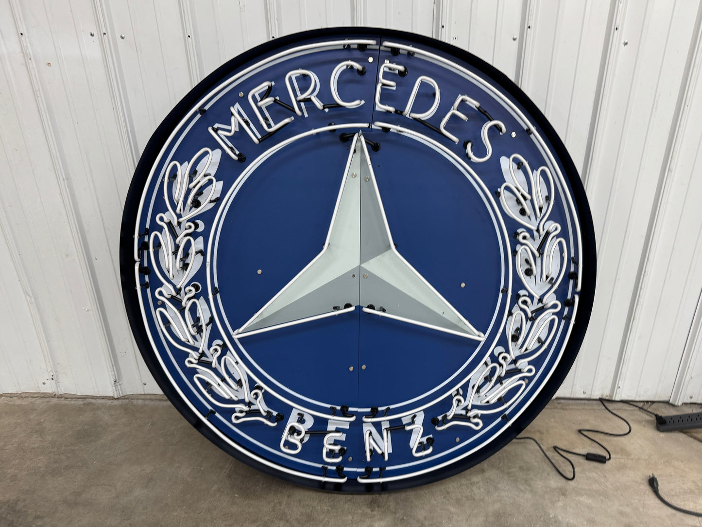 Mercedes Benz Neon Sign #N123