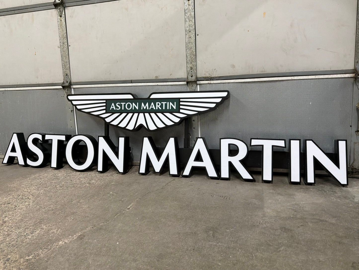 Aston Martin Illuminated Sign #D58