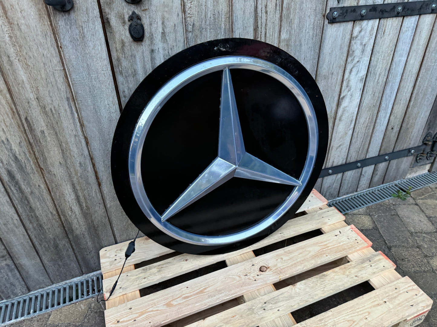 Mercedes Benz Dealership Vintage Round Illuminated Sign #D14