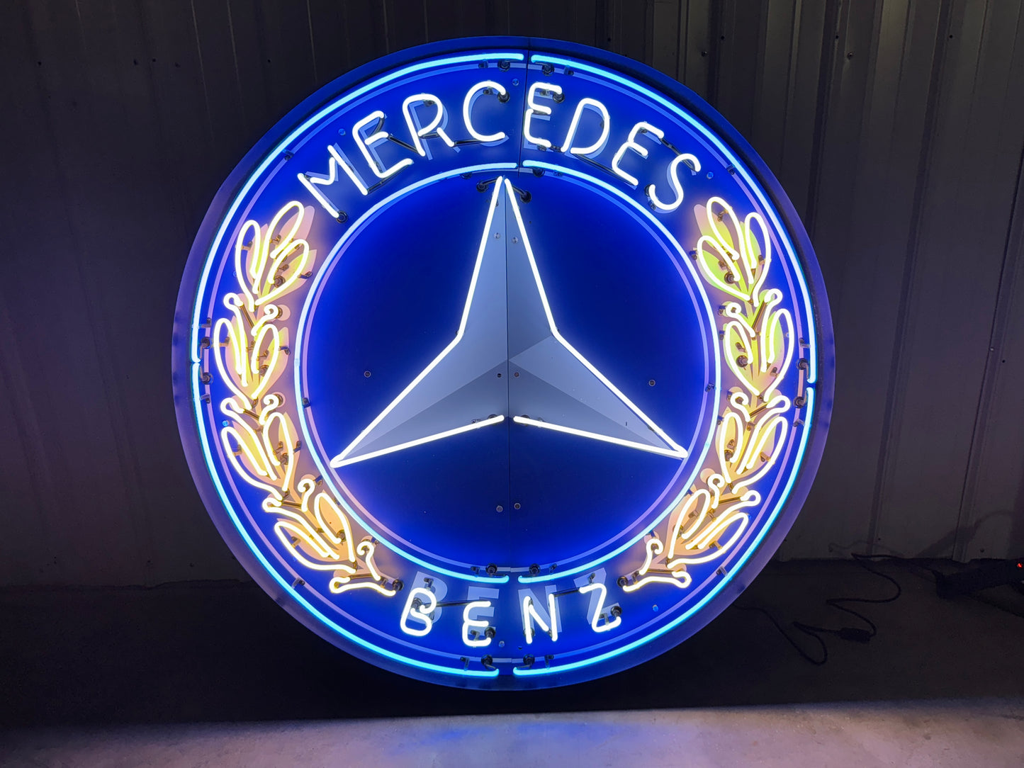 Mercedes Benz Neon Sign #N123
