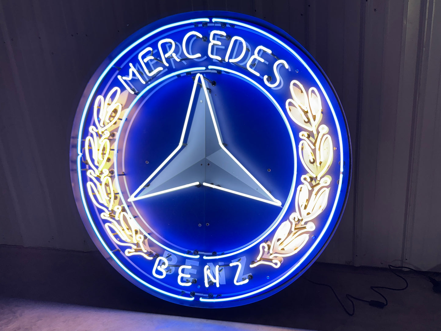 Mercedes Benz Neon Sign #N123