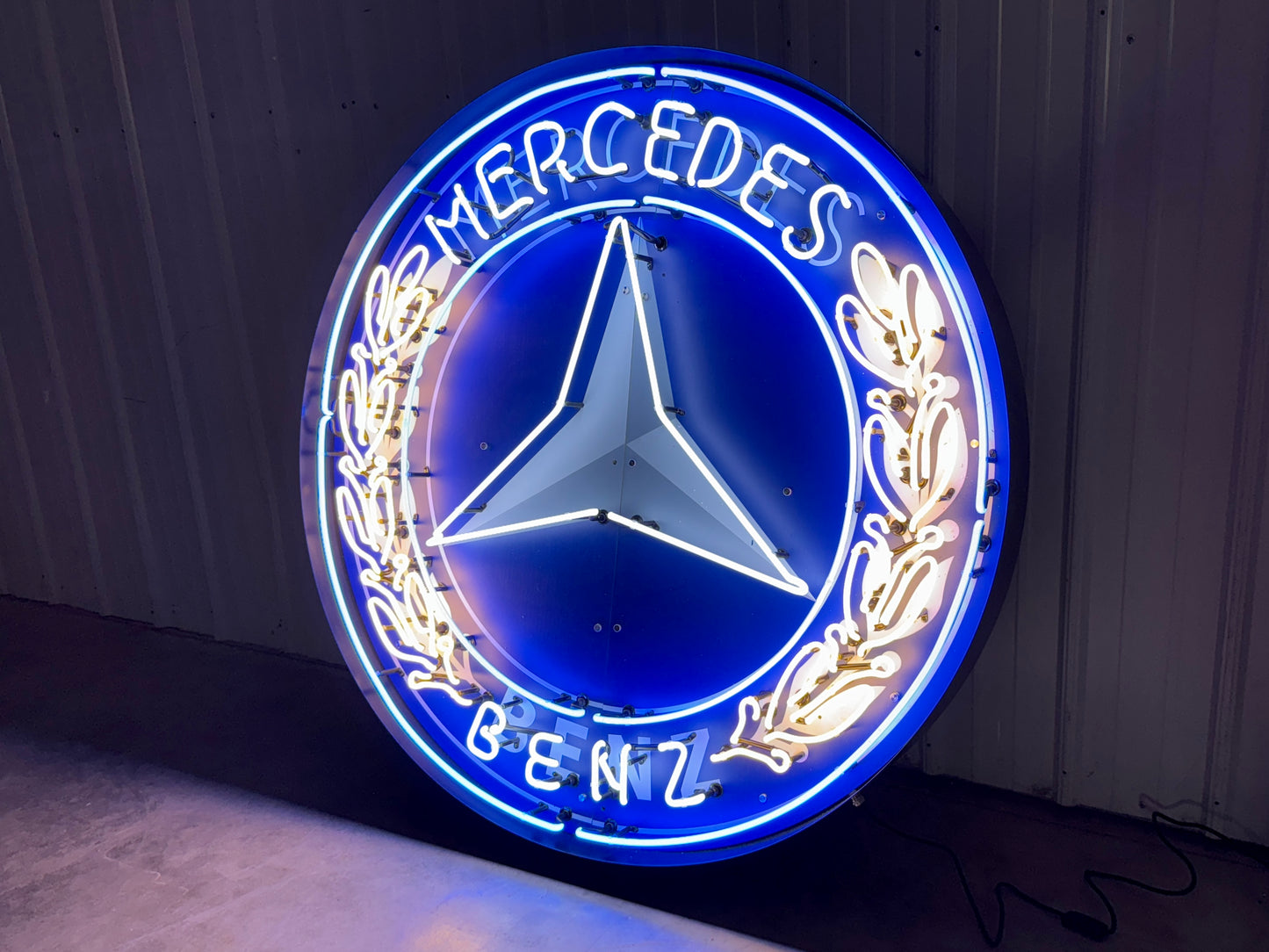 Mercedes Benz Neon Sign #N123