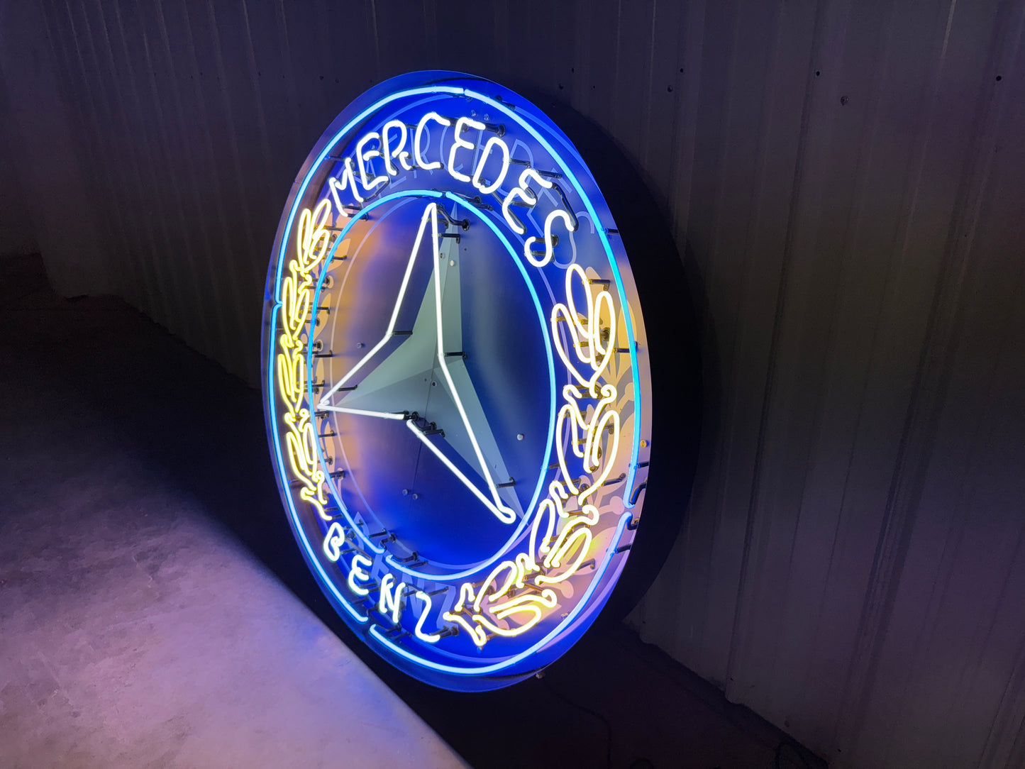Mercedes Benz Neon Sign #N123