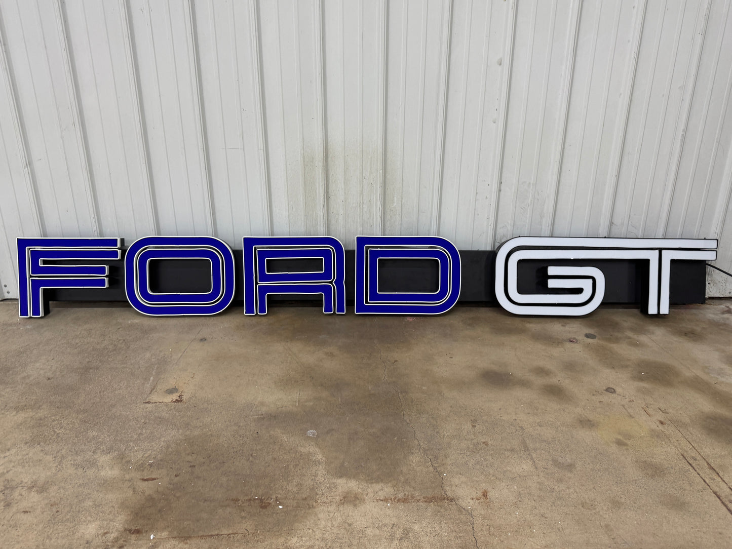 Ford GT Illuminated Sign #D43