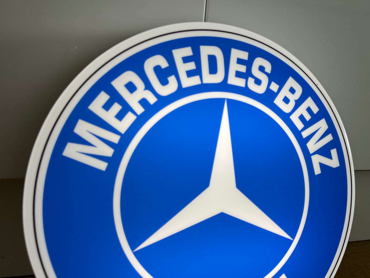 Mercedes Benz Service Round Illuminated Logo Sign #B54