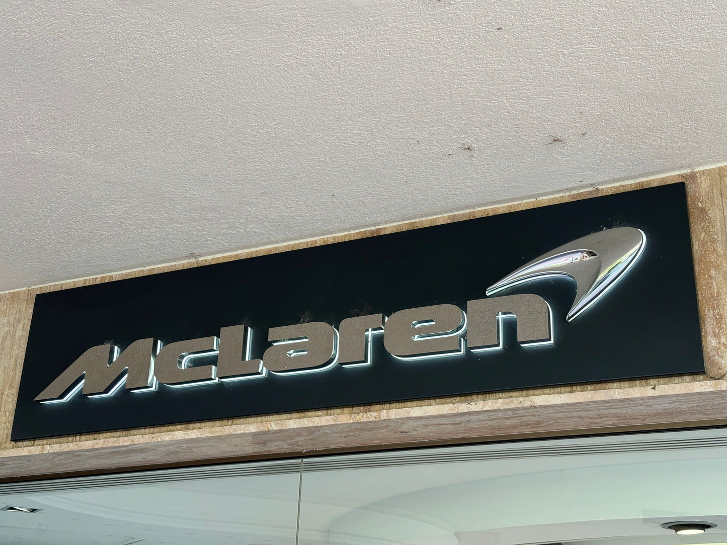 McLaren Dealership Illuminated Sign #D12