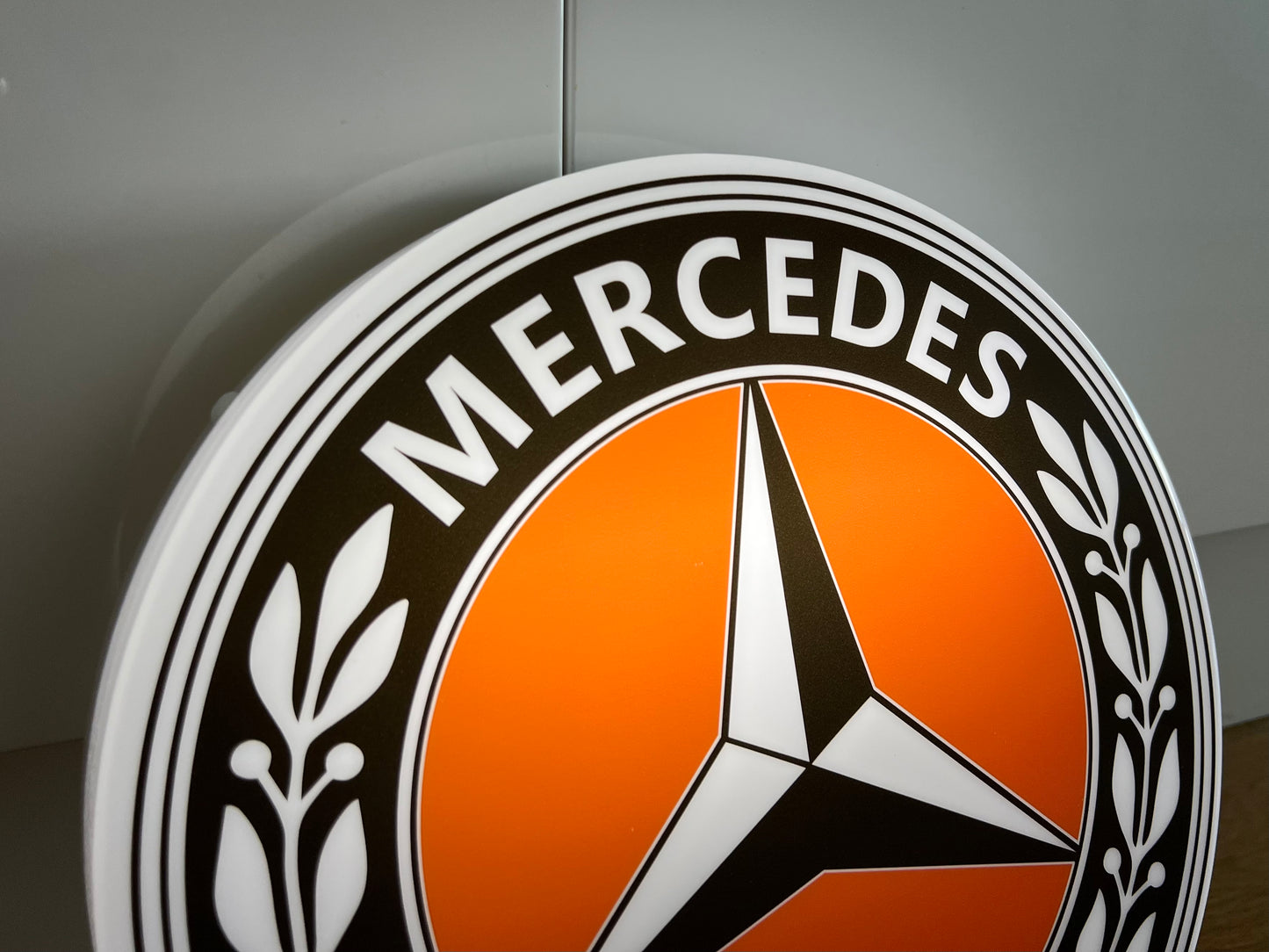 Mercedes Benz Round Illuminated Logo Sign #B53