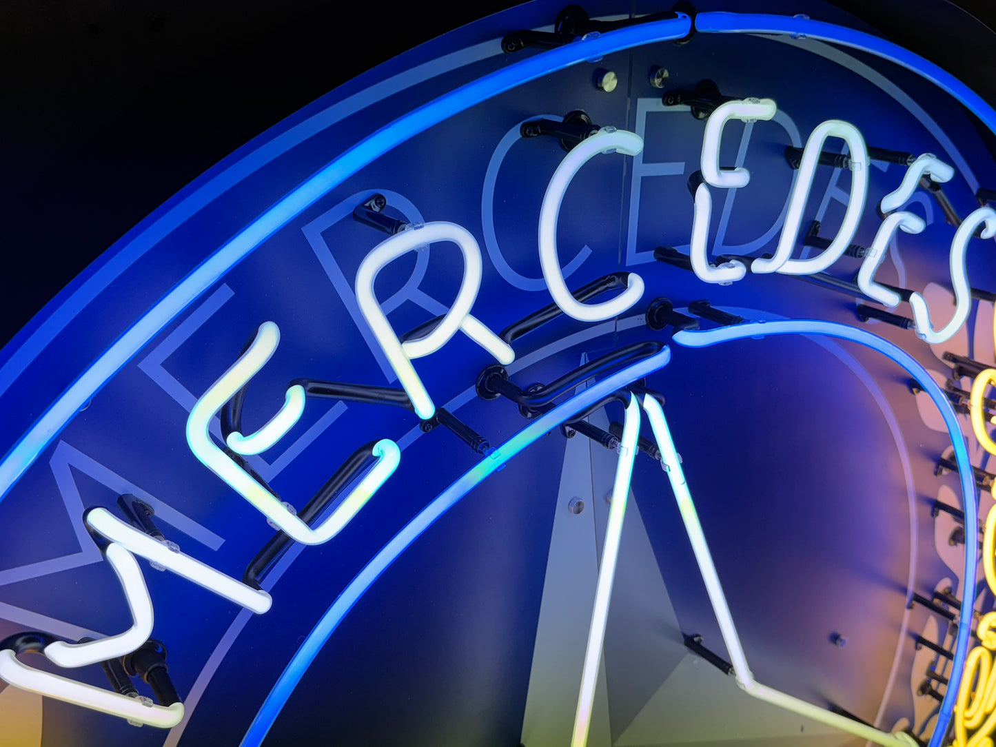 Mercedes Benz Neon Sign #N123