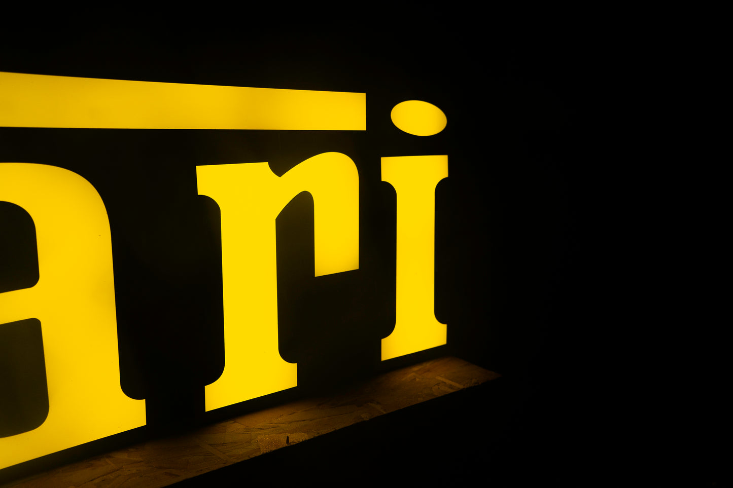 Ferrari Spellout Illuminated Logo Sign #D7