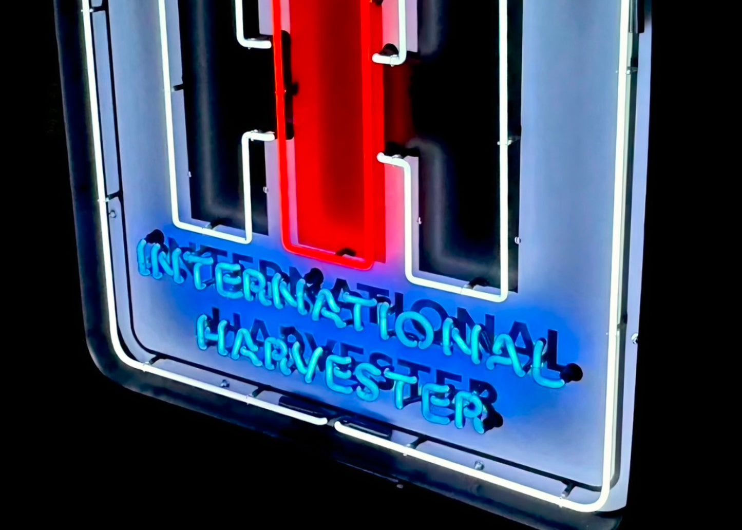 International Harvester Neon Sign #N117