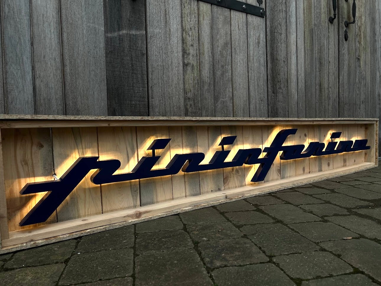 Pininfarina Illuminated Metal Sign Blue #D16