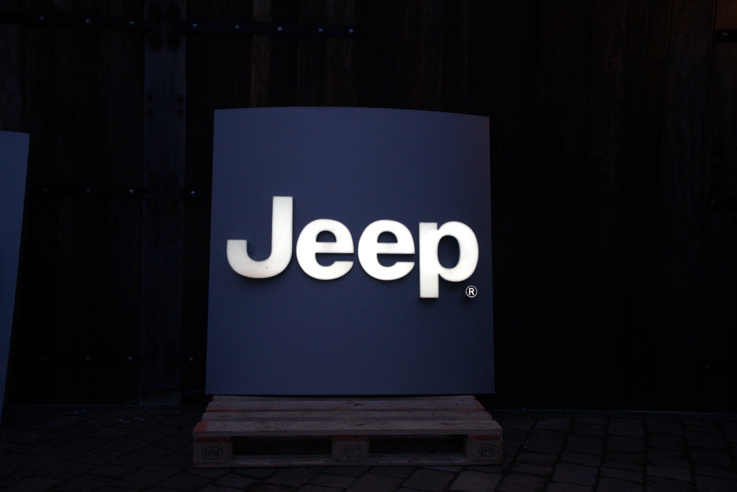 Jeep Dealership Illuminated Logo Sign #D48