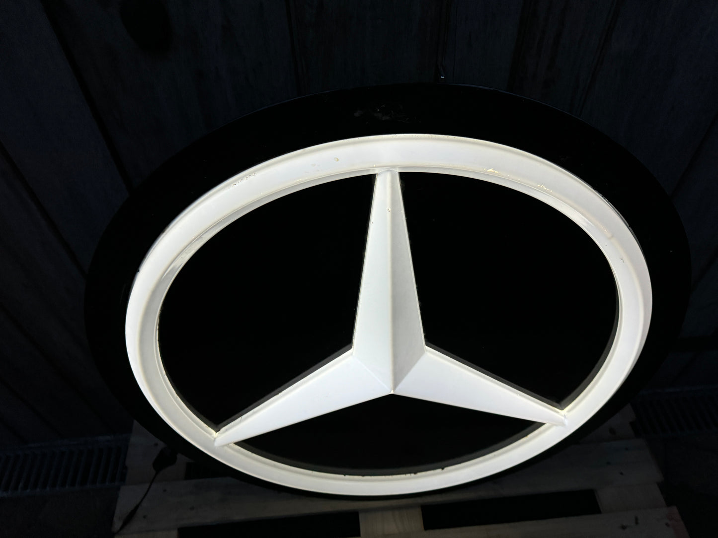 Mercedes Benz Dealership Vintage Round Illuminated Sign #D14